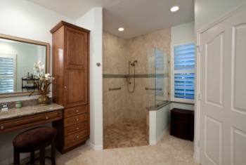 Remodeled bathroom by RD Horizon Builders